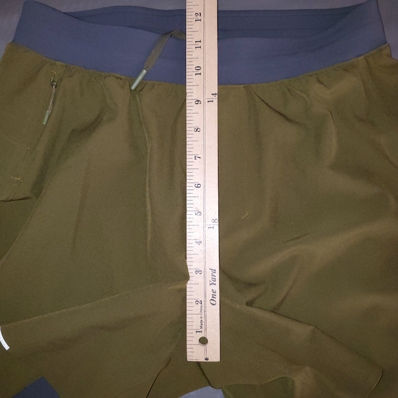 Lululemon Athletica Surge Tight Short Combo 2-in-1 Olive Gray Pocket Small - Picture 9 of 10